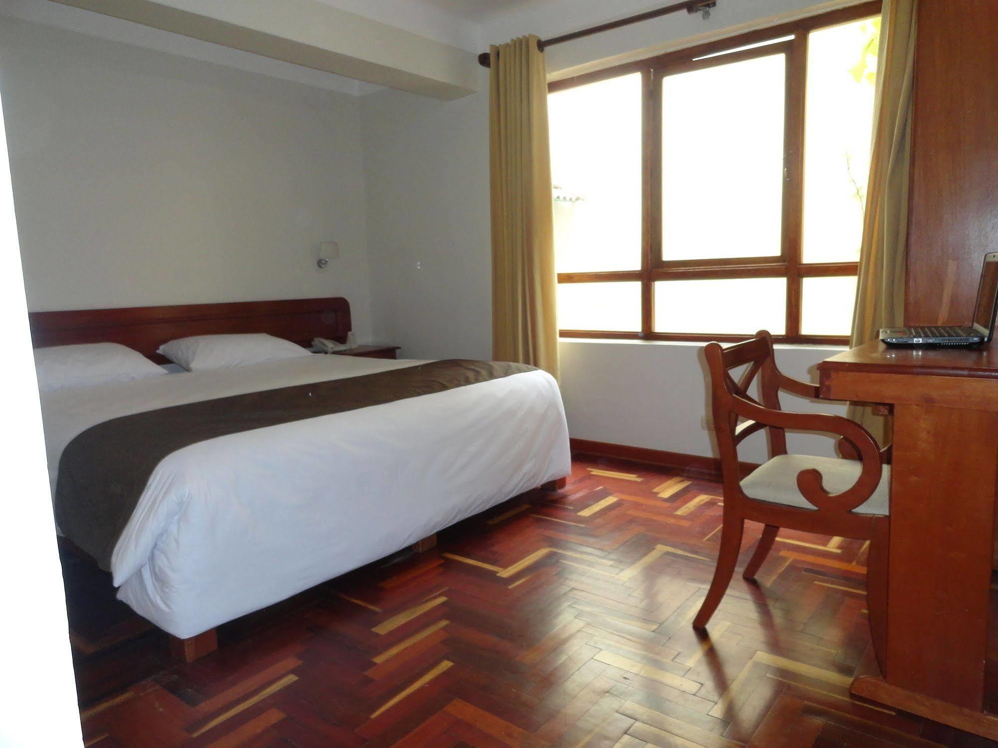 Emperador Plaza Otel Cusco Dış mekan fotoğraf